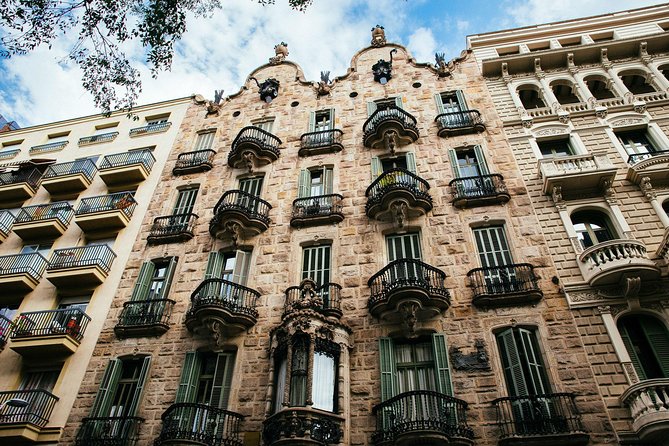 The Beauty of Barcelona by Bike: Private Tour - Uncovering the Hidden Gems of Barcelona