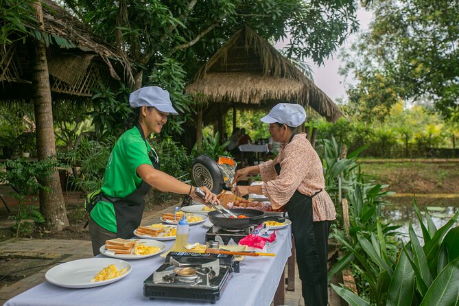 Angkor Sunrise Bike Tour With Breakfast and Lunch Included - Indulge in a Delicious Cambodian-style Breakfast