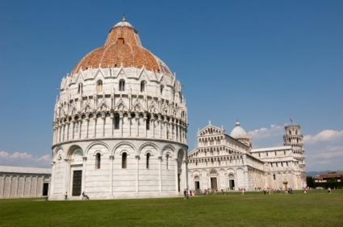 Cycling Pisa Highlights & Hidden Treasures – Half Day Tour